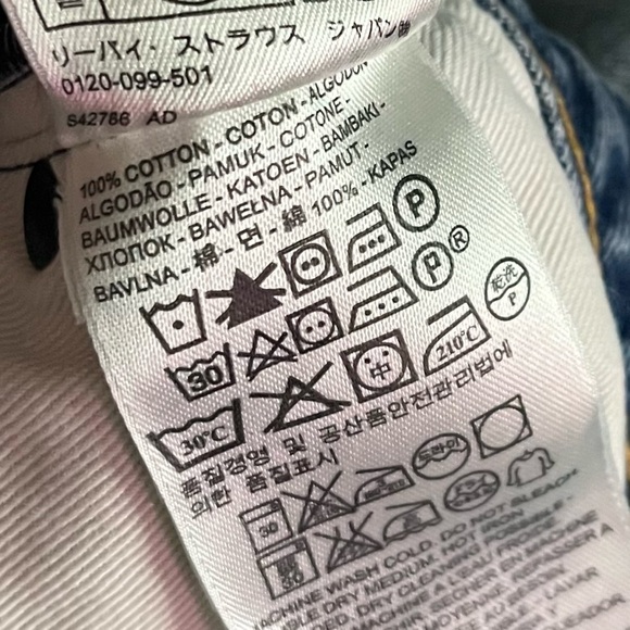 Levi’s Made and Crafted • Light Wash Tack Slim Classic Blue Jeans - Picture 9 of 10